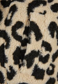 Urban Classics Abrigo de invierno - sand