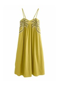 Robe jaune sans manches avec des bretelles fines. Présente des motifs de palmiers brodés avec des accents de perles sur le corsage. Tissu fluide avec une coupe décontractée.