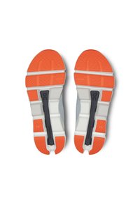 On CLOUDFLYER 4  - Laufschuh Straße - glacier   white