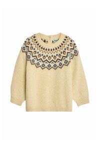 Beiger Strickpullover mit Rundhalsausschnitt, der ein mehrfarbiges geometrisches Muster in Blau, Braun und Creme am Schulterbereich aufweist. Lange Ärmel, gerippte Bündchen.
