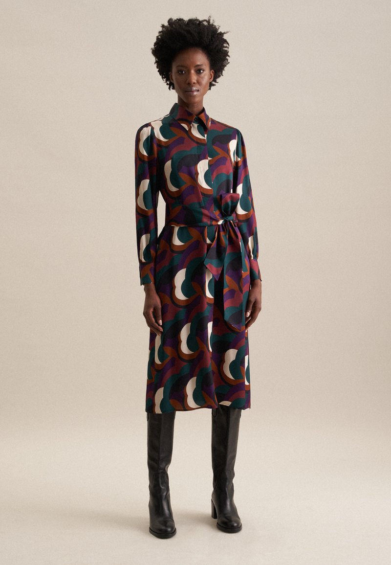 Seidensticker REGULAR - Blusenkleid - black