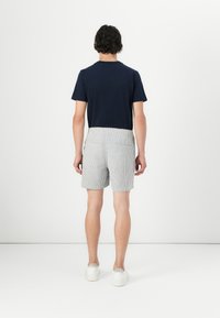 Thumbnail Image 4