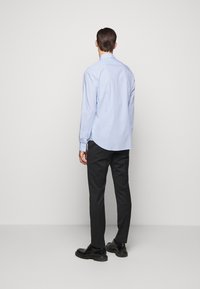Thumbnail Image 3