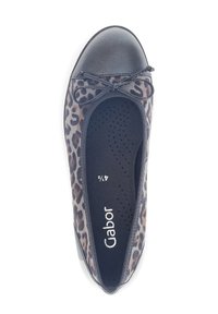 Vrouwen balletschoenen met luipaardprint, zwart neuskap, strikdetail aan de voorkant en een gevoerd voetbed, maat 4 ½.