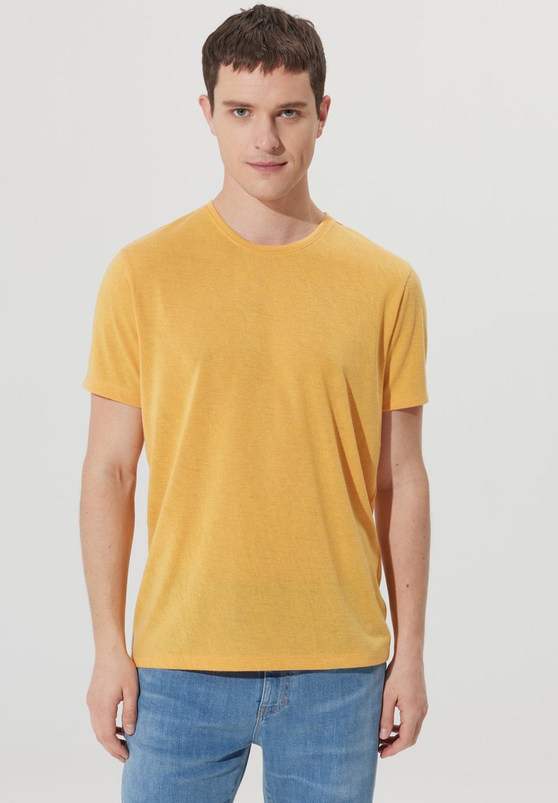 ANT Slim Fit Basic T-Shirt - Mérignac main image 1