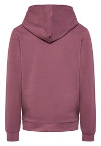 Huvtröja i dämpad mauve, tillverkad av mjukt tyg. Har en enkel design med en känguruficka och ribbade muddärmar. Bakvy visas.