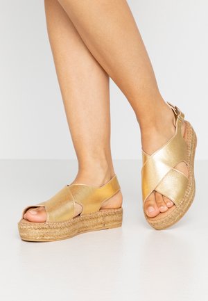 nu pied plateforme espadrille