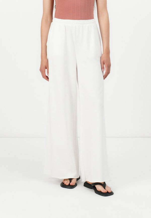 WIDE LEG - Tracksuit bottoms