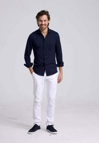 NØLSON STRÅCKA STRETCH - Overhemd - dark blue