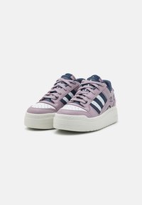 adidas Originals FORUM XLG - Tenisky - crystal white/night indigo/preloved fig