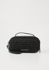 RUCHED CROSSBODY CAMERA BAG - Håndveske - black