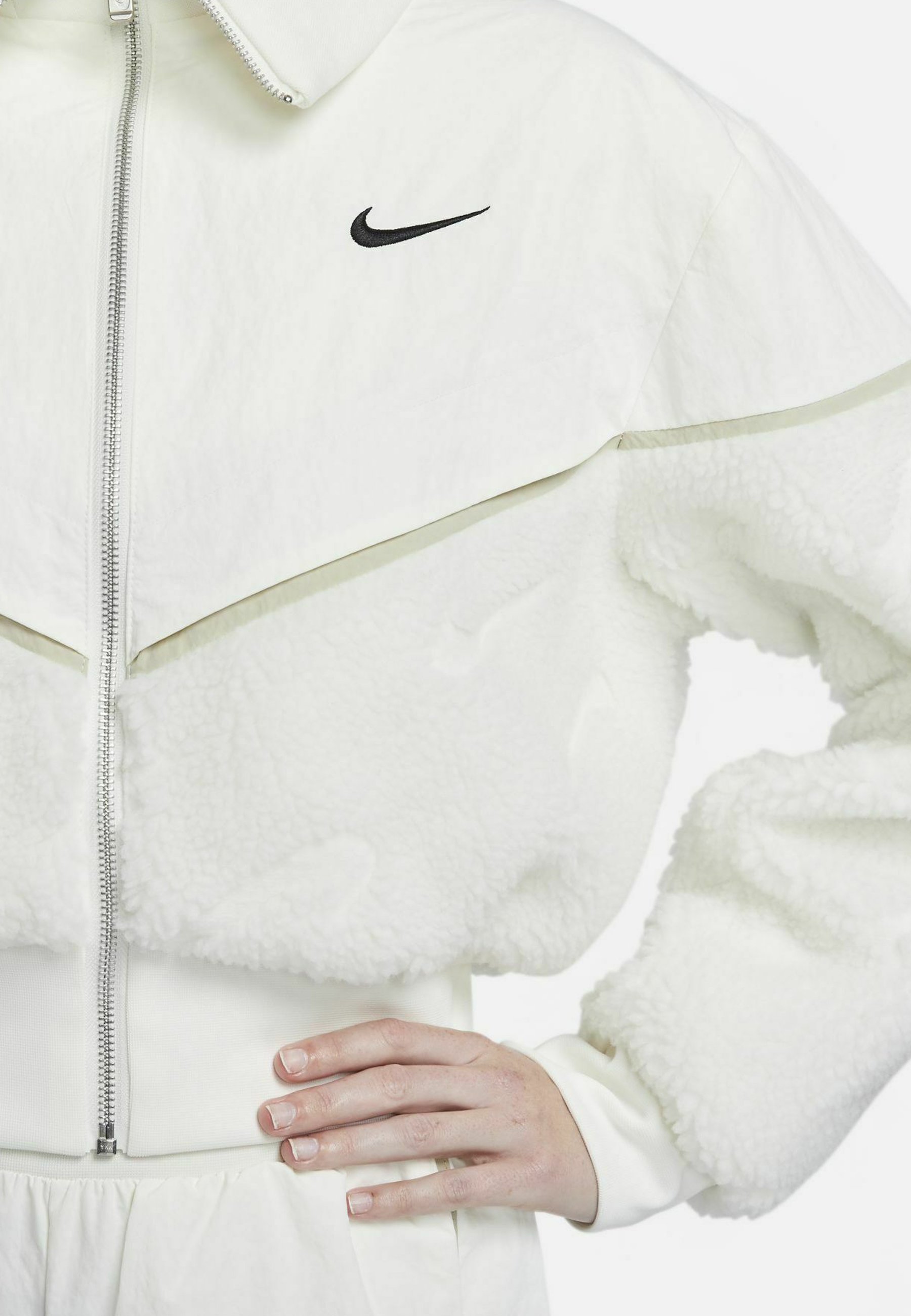 Nike® Dames Sportjassen | Collectie 2021 | Goedkoop \u0026 Sale