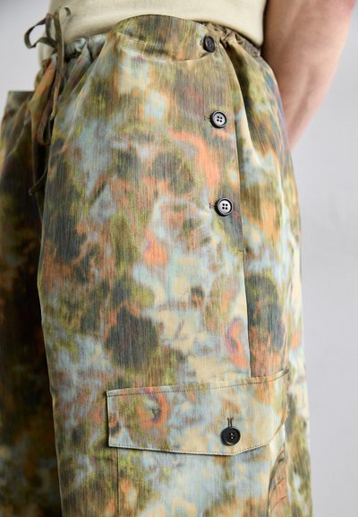Henrik Vibskov FIELD PANTS - Cargobroek - green
