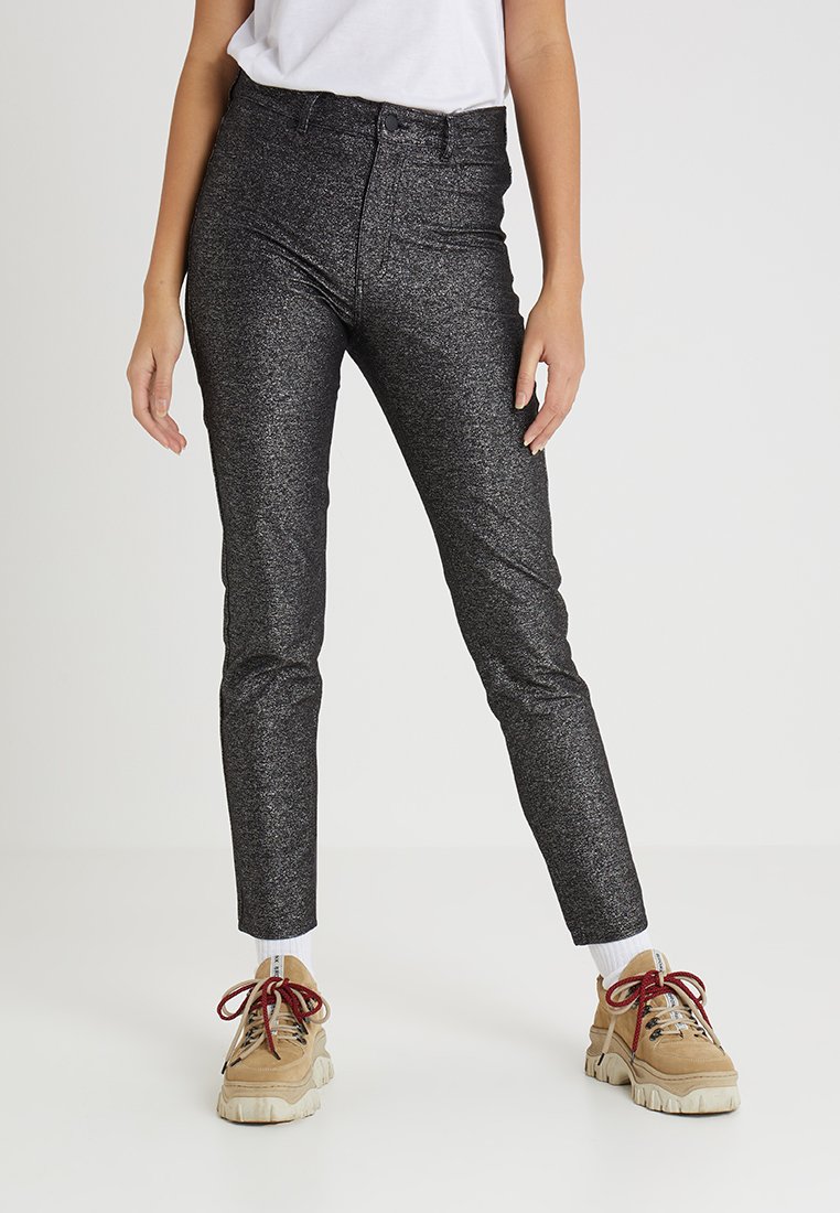 Cheap Monday Klær, Sko & Accessories | Dameklær | Mote til Cheap Monday Sko og klær på nett | Kjøp mote online hos Zalando