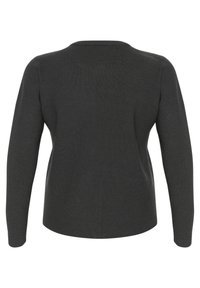 Dunkelgrauer Strickpullover mit langen Ärmeln, rundem Ausschnitt und geripptem Muster, in einfarbig ohne Muster oder Akzente.