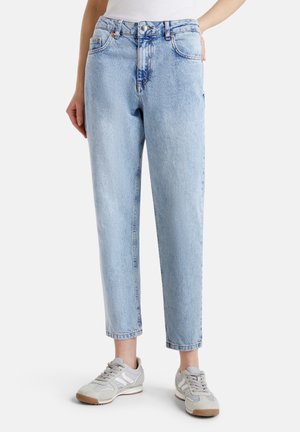 Jeansy damskie mom fit