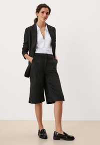 s.Oliver BLACK LABEL Broek - black