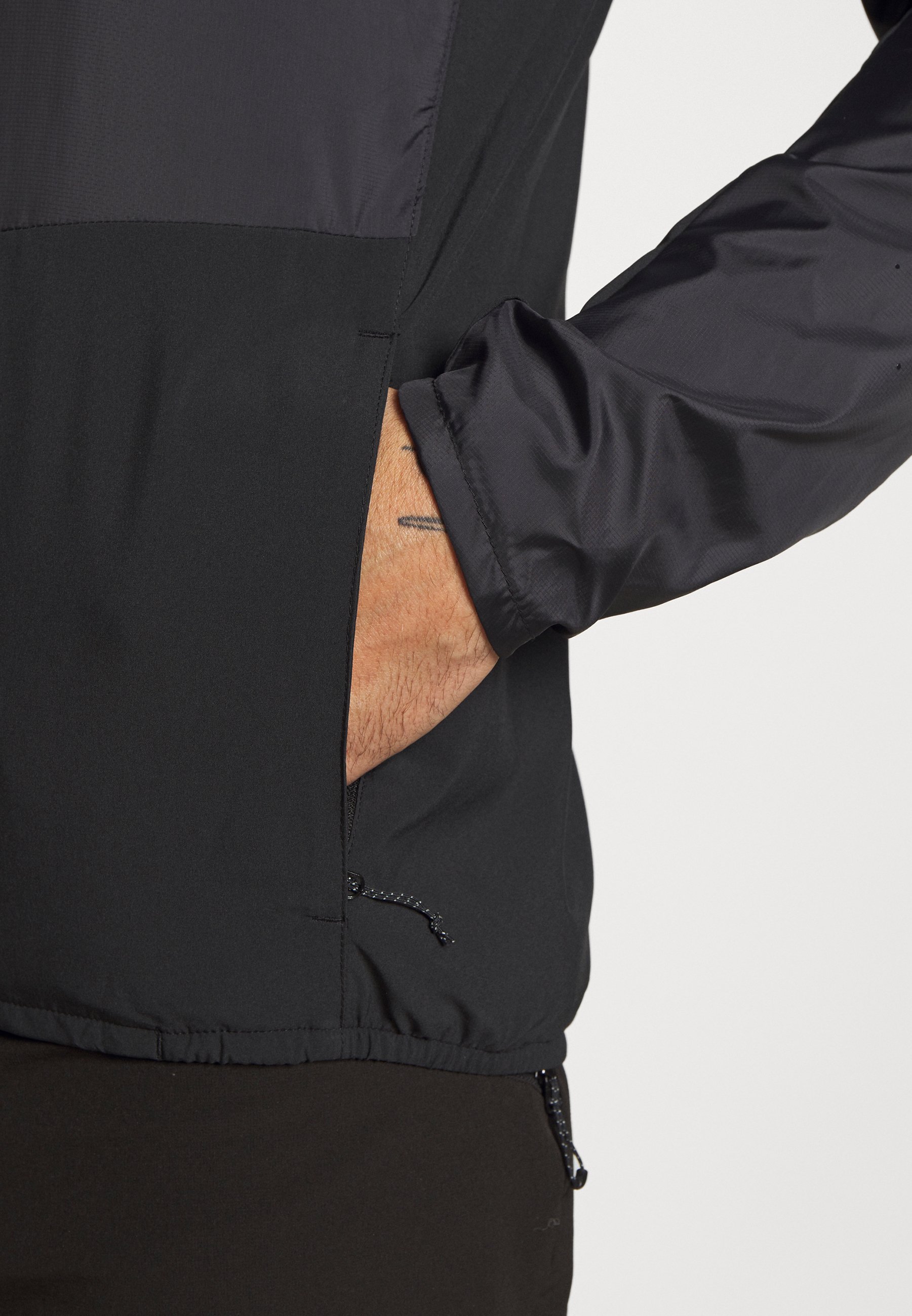Salomon AGILE HOODIE Outdoorjakke black Zalando.no Salomon AGILE HOODIE - Outdoorjakke - black