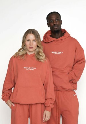 - Bluza z kapturem