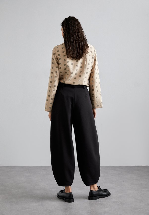 CARLIEN - Trousers2