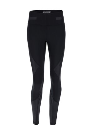 Leggings de sport noirs en tissu extensible, dotés d'une taille haute, d'accents de couture et de textures de panneaux variés.