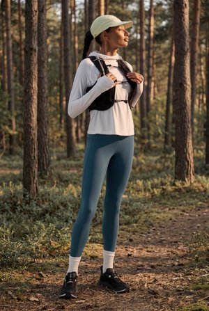 Columbia DRIVENTURE™ HALF ZIP - Pikkade varrukatega topp - black