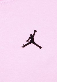 Jordan UNISEX SET - Tracksuit - pink foam