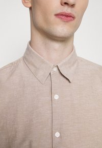 Selected Homme SLHSLIMNEW NOOS - Camicia - kelp