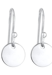 Pendientes de aro de plata con pendientes circulares. El diseño incluye superficies pulidas y reflectantes, y un estilo minimalista y elegante.