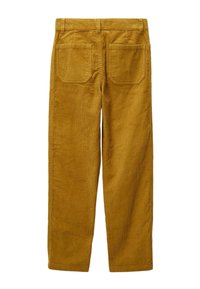 Pantalon en velours côtelé jaune moutarde avec une coupe droite, comportant deux poches arrière, une surface texturée et des accents de couture visibles.