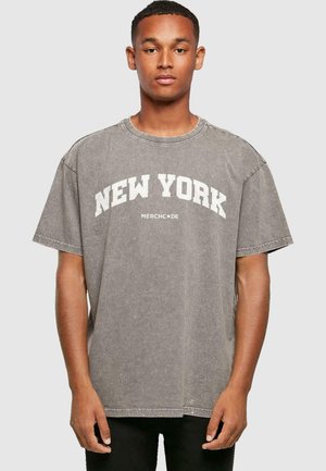 NEW YORK WORDING - ACID WASHED  TEE - Apdrukāts T-krekls - asphalt