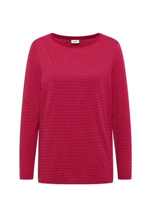 Rode langemouw T-shirt met een horizontaal streepjespatroon, voorzien van een ronde halslijn en een zachte textuur. Etiket vermeldt "CECIL."