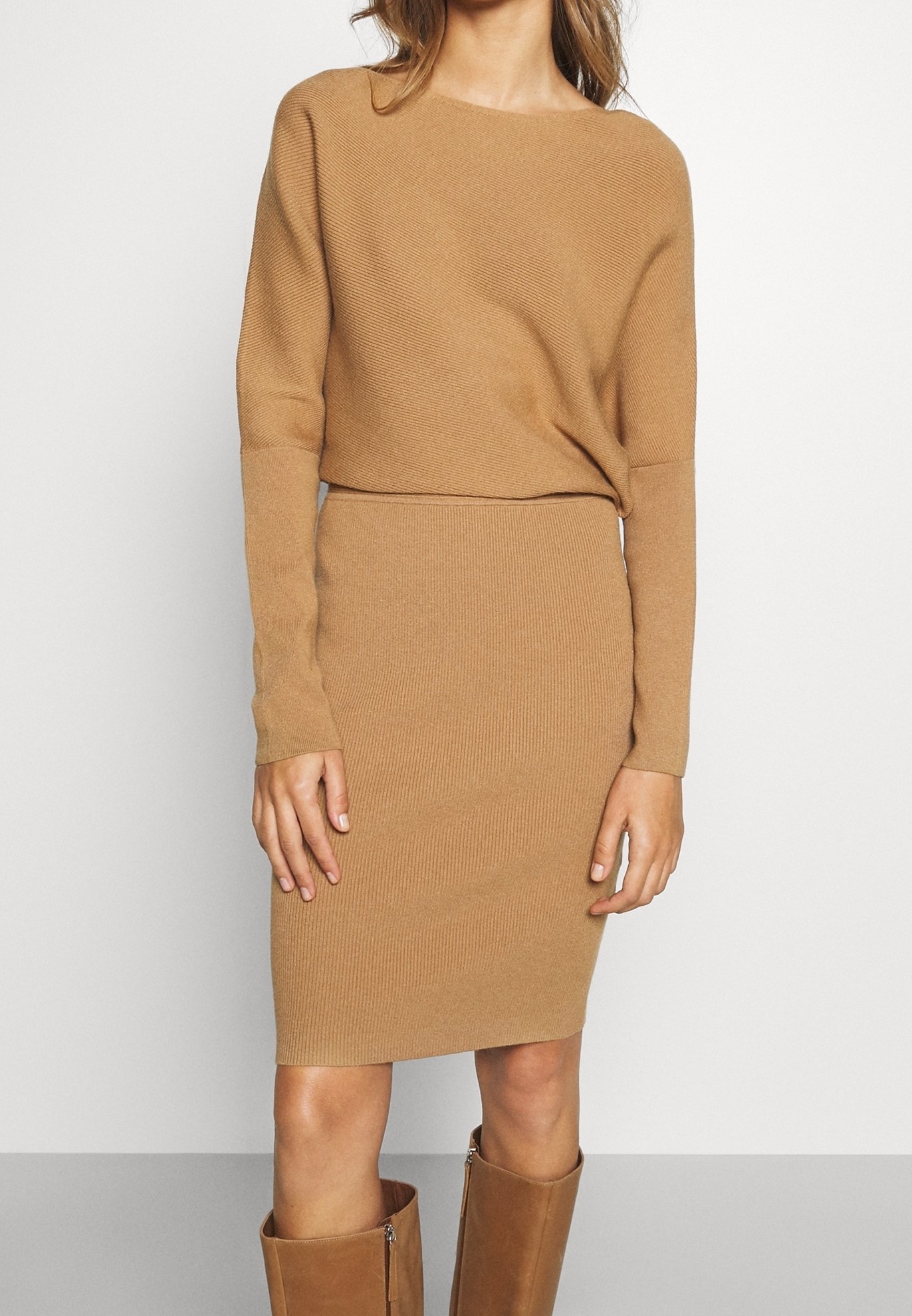 soreya bardot knit dress Soreya Bardot Knit Dress main image 0