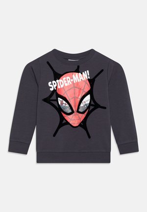 Sudadera de color gris oscuro hecha de algodón, con un gran gráfico de Spider-Man en rojo y un diseño de telaraña negra con el texto "¡SPIDER-MAN!" en el frente.