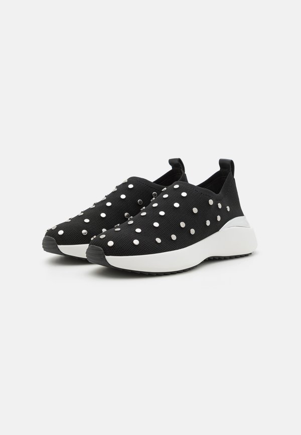 ZAMORA SLIP ON - Trainers2