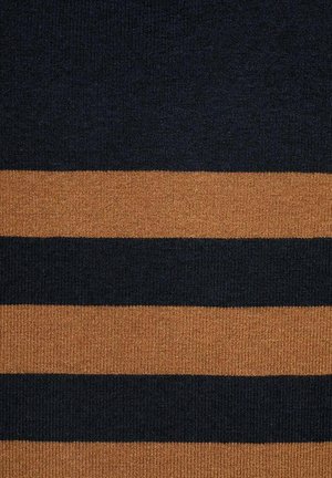 Gebreide stof met afwisselende horizontale strepen in donker marineblauw en goudbruin, met een zachte textuur en een uniform patroon.
