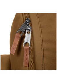 Eastpak OUT OF OFFICE - Zaino - graded brown