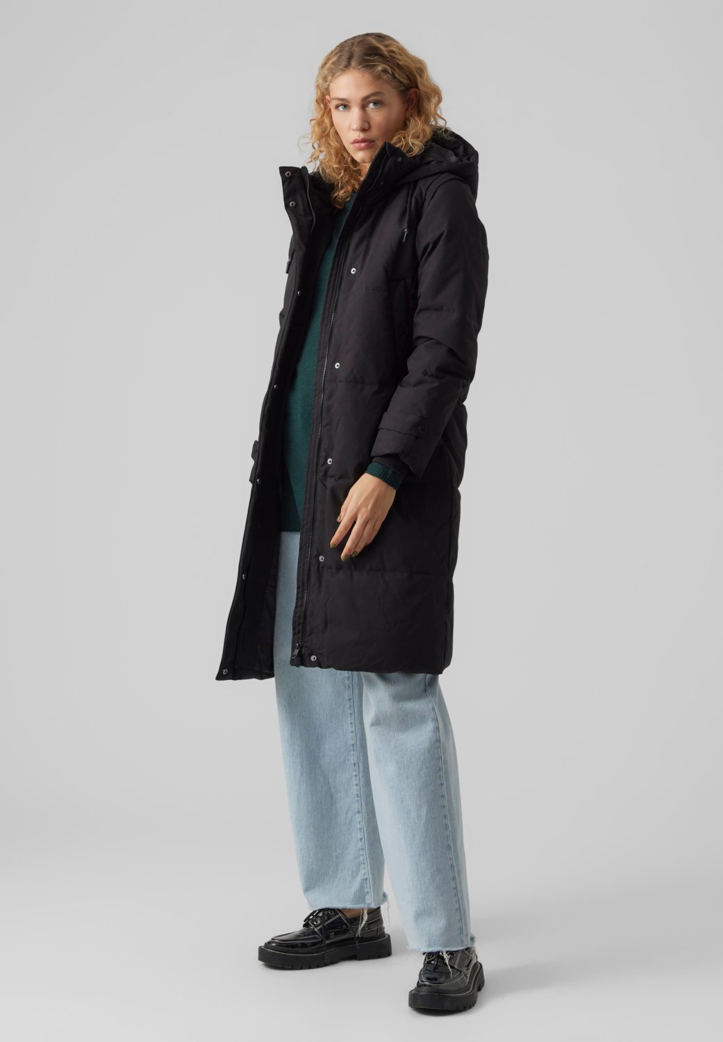 VERO MODA Damen Vmshiny Long Coat TS – Leichter, Weicher Mantel Mit Brusttasche, Eleganter Langmantel Für Den Alltag