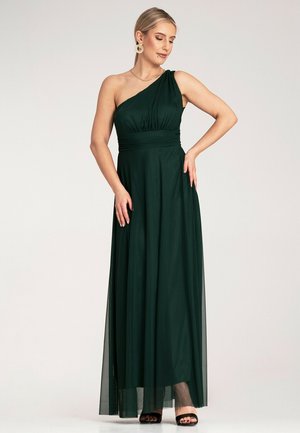 Ein dunkelgrünes Abendkleid mit einem Schulterträger, gefertigt aus fließendem Stoff, mit einer taillierten Corsage, gerafften Details und einem langen, fließenden Rock.