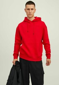 Jack & Jones - JJESTAR BASIC HOOD - Pulover s kapuco - true red Miniaturna slika 1