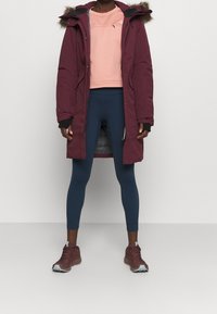 Didriksons Vinterfrakke - dark red