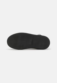 DKNY Botines - black