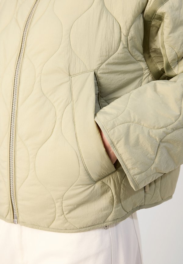 JACKET HOODED WITH TAPES WELT POCKETS - Light jacket - smooth sage2