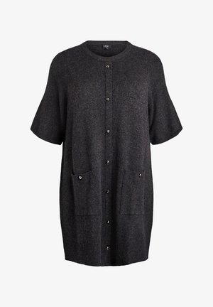 Dunkelgraue Strickjacke mit kurzen Ärmeln, rundem Ausschnitt, Knopfleiste vorne und zwei Fronttaschen. Weiche Textur, lockeres Design.