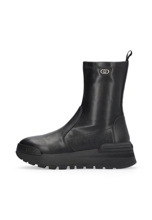 AMAZING 22 - Stivaletti con plateau - black