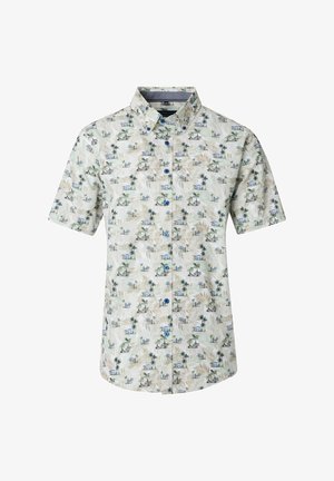 Kurzärmliges Hemd mit Knopfleiste aus einem hellbeigen Stoff, der mit einem tropischen Muster aus Palmen und Strandmotiven in grünen und blauen Tönen verziert ist.