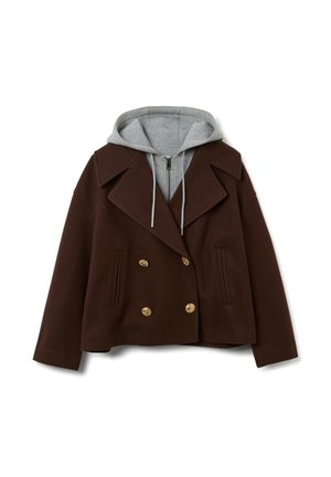 Brauner doppelt knöpfbarer Peacoat mit goldenen Knöpfen, weitem Kragen und einer abnehmbaren grauen Kapuzenjacke, hergestellt aus strukturiertem Wollmaterial.