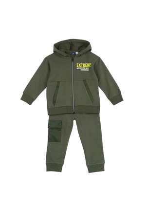 Olivgrüner Kinder-Trainingsanzug mit Kapuzen-Reißverschlussjacke mit gelbem "EXTREME" Schriftzug und passenden Hosen mit Seitentasche.