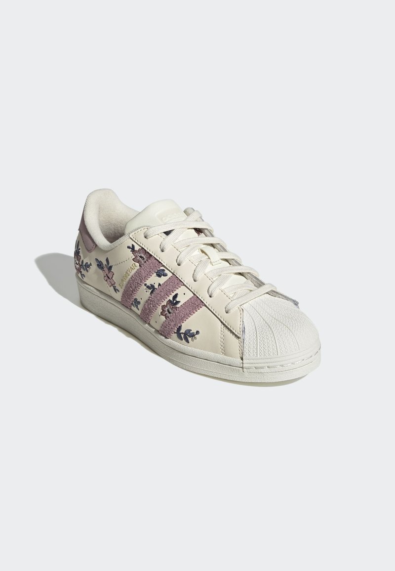 adidas Originals SUPERSTAR W - Zapatillas beige/blanco - Zalando.es