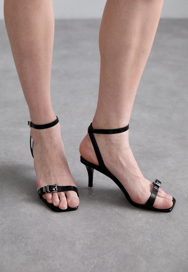 DARRINGTON STILETTO - Sandals